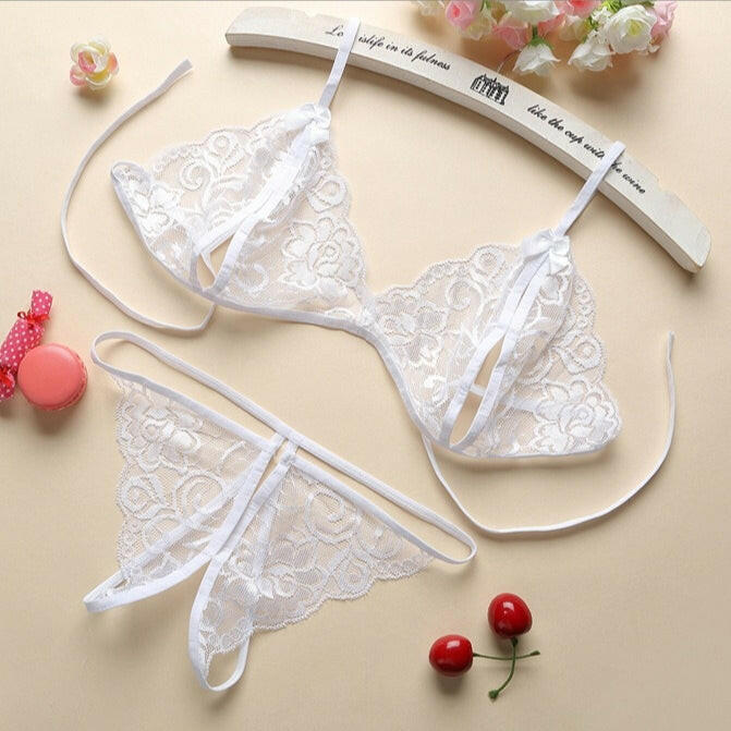 Sexy Lingerie Set – See-Through Lace Two-Piece Bra & Panty Boudoir Sleepwear